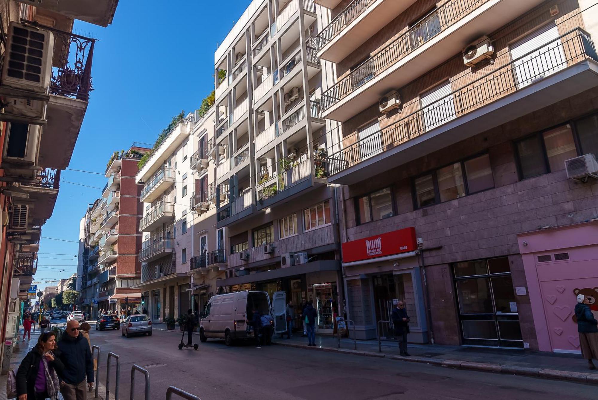 Via Prospero Petroni 9 - Bari Stazione - Hotel Exterior foto